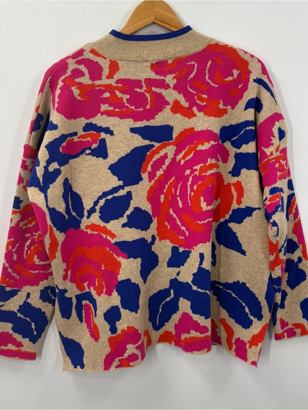 JODIFL Bloom Floral Mockneck Oversized Sweater with Pink & Blue Print size Small - Picture 3 of 9